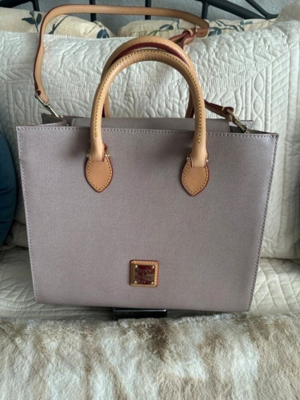 Dooney & Bourke crossbody bag